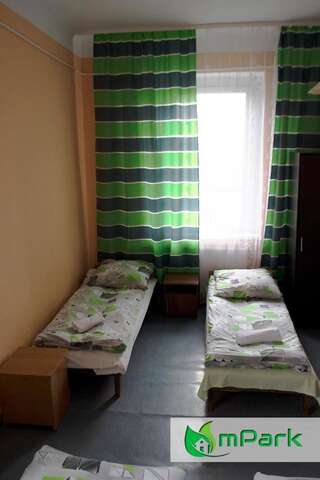 Хостелы Hostel Noclegi Chorzow Хожув Двухместный номер с 1 кроватью-4